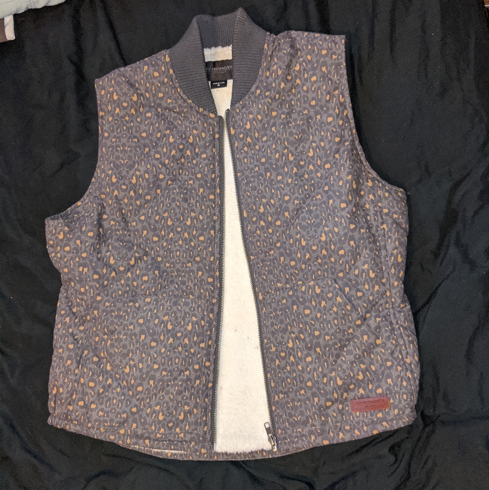 Obey vest